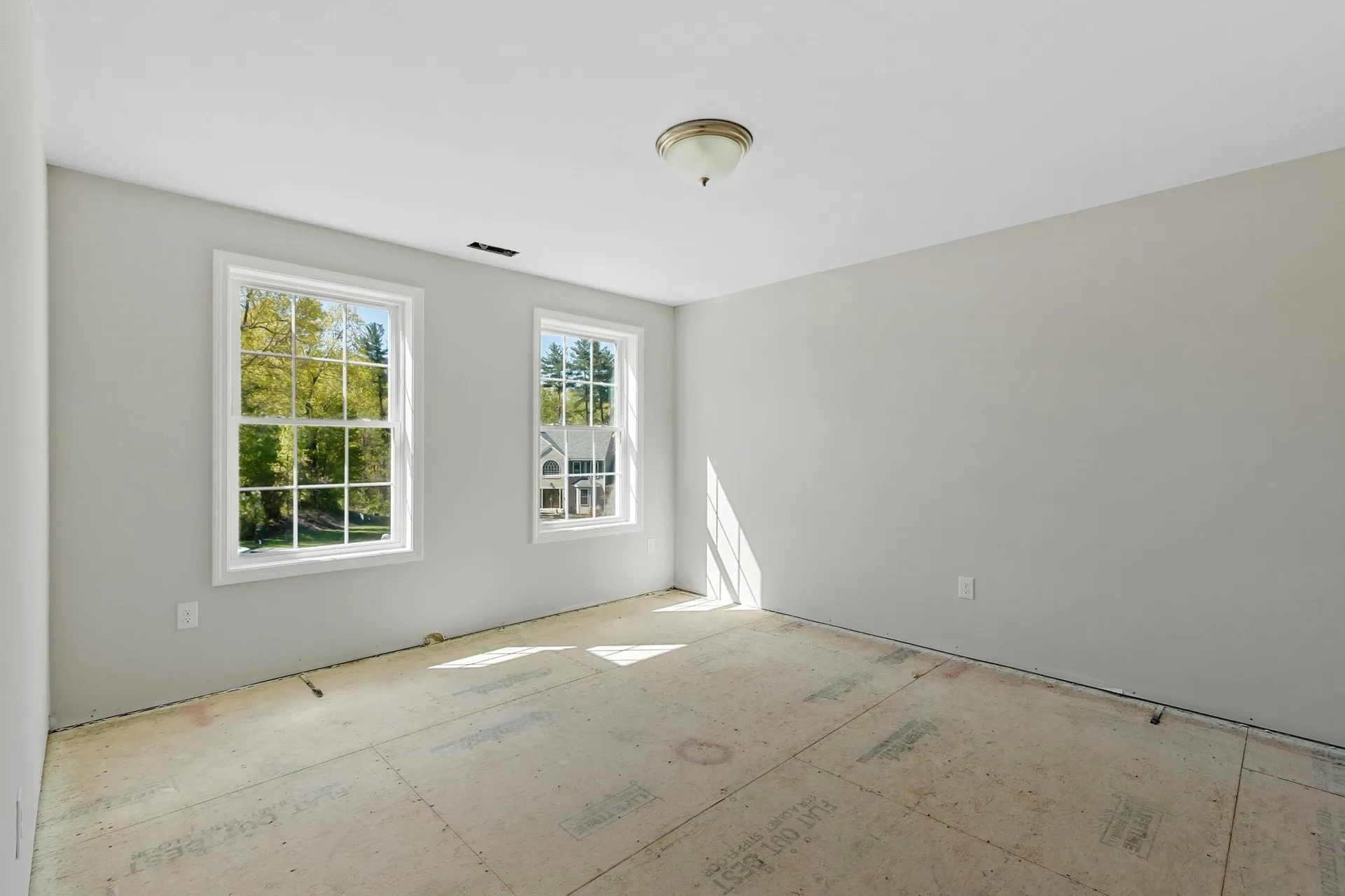 22 Benoit Avenue Pelham NH 03076