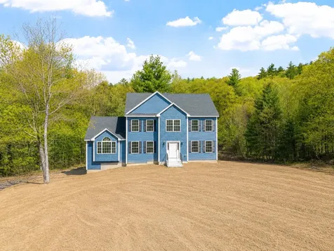 22 Benoit Avenue Pelham NH 03076