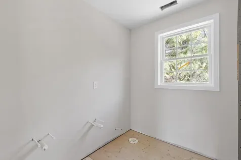 22 Benoit Avenue Pelham NH 03076