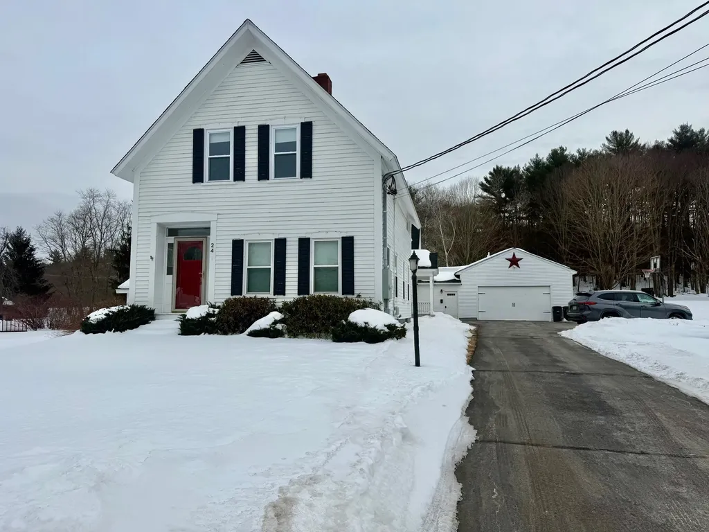 24 Main Street Hooksett NH 03106