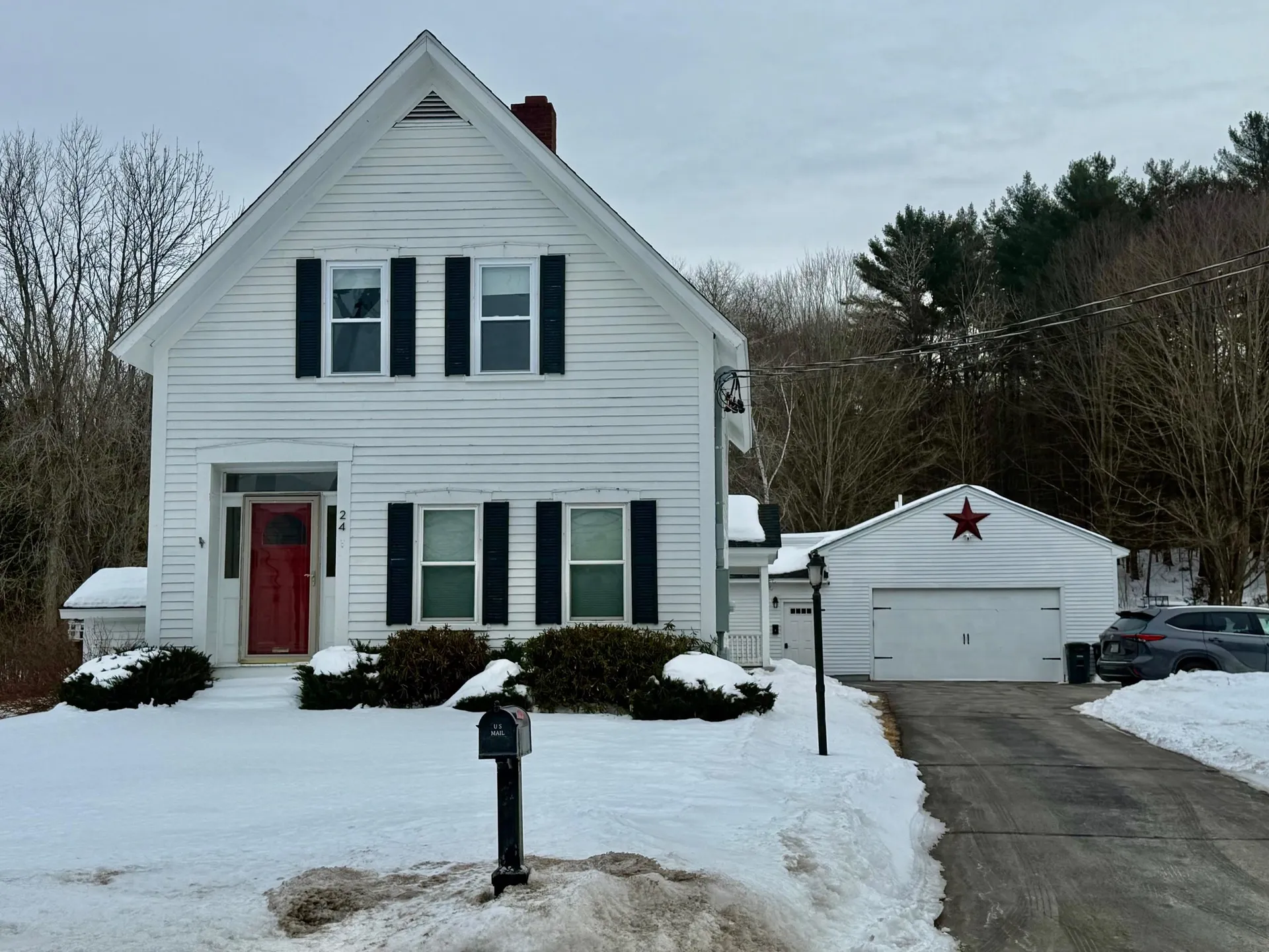 24 Main Street Hooksett NH 03106