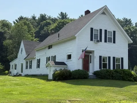 24 Main Street Hooksett NH 03106