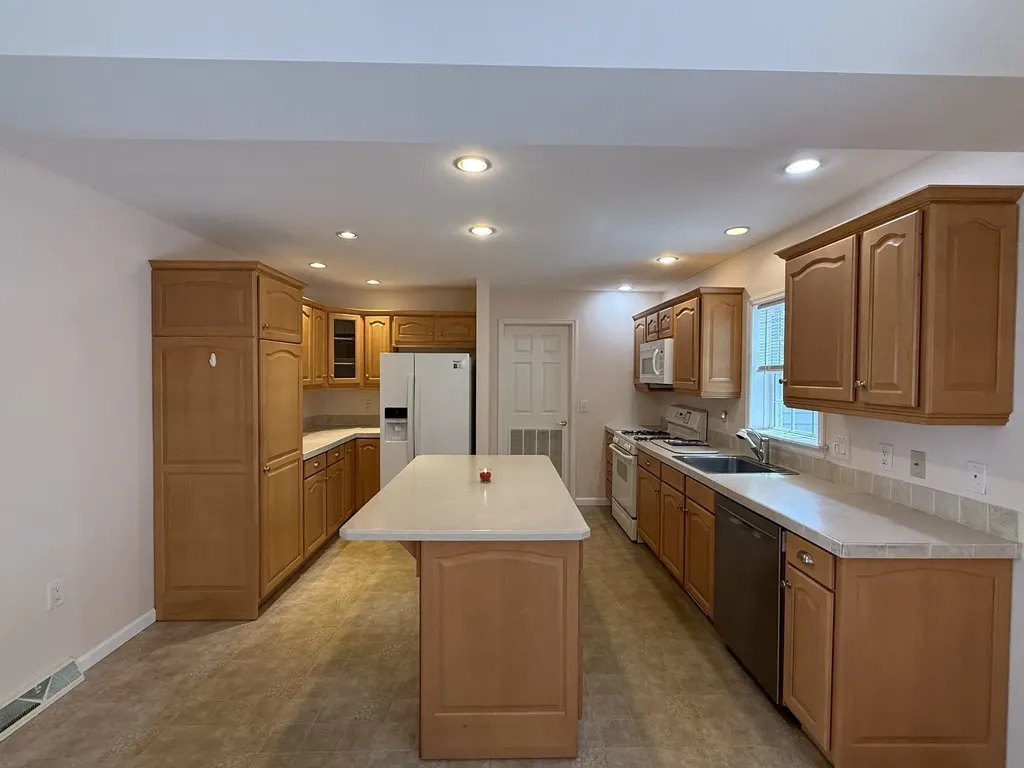 65 Sagebrush Drive Rochester NH 03867