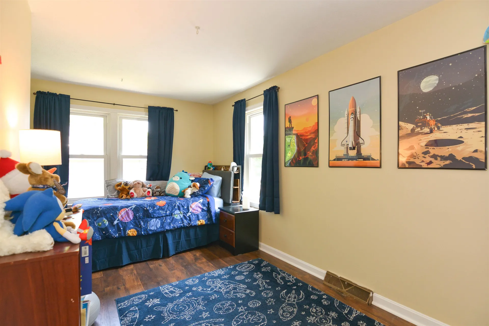 11 Beaujolais Drive Nashua NH 03062