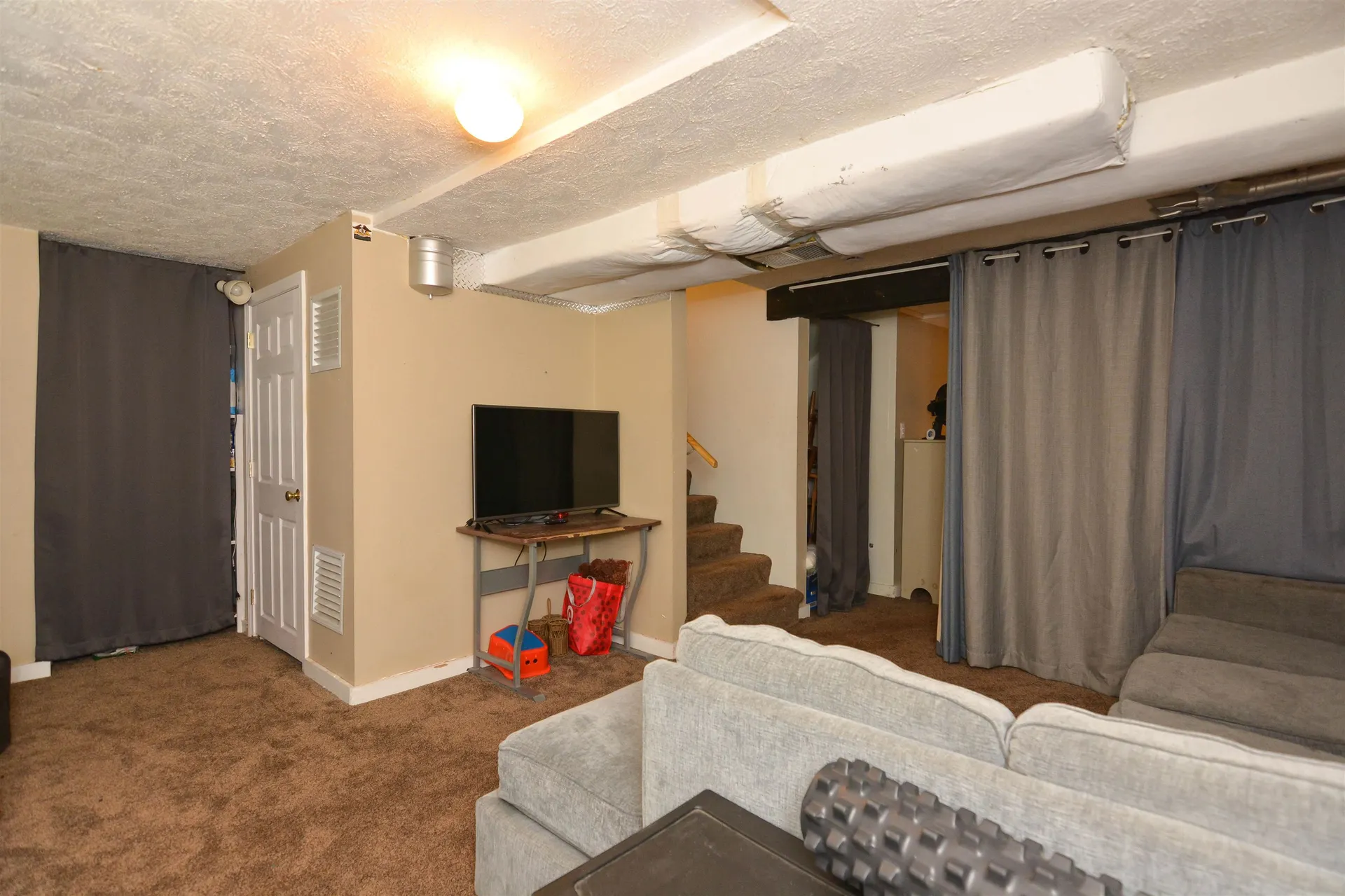 11 Beaujolais Drive Nashua NH 03062