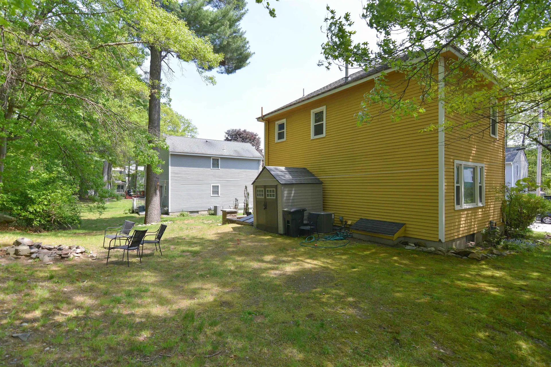 11 Beaujolais Drive Nashua NH 03062