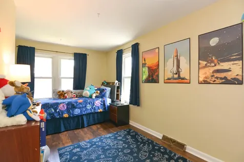 11 Beaujolais Drive Nashua NH 03062
