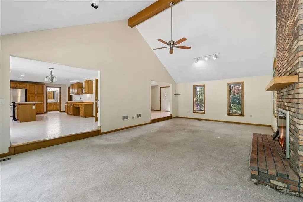 5 Cobblestone Place Merrimack NH 03054