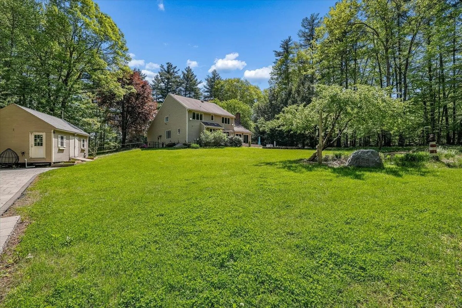 5 Cobblestone Place Merrimack NH 03054
