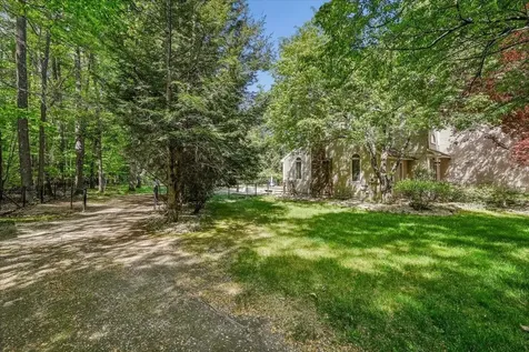 5 Cobblestone Place Merrimack NH 03054