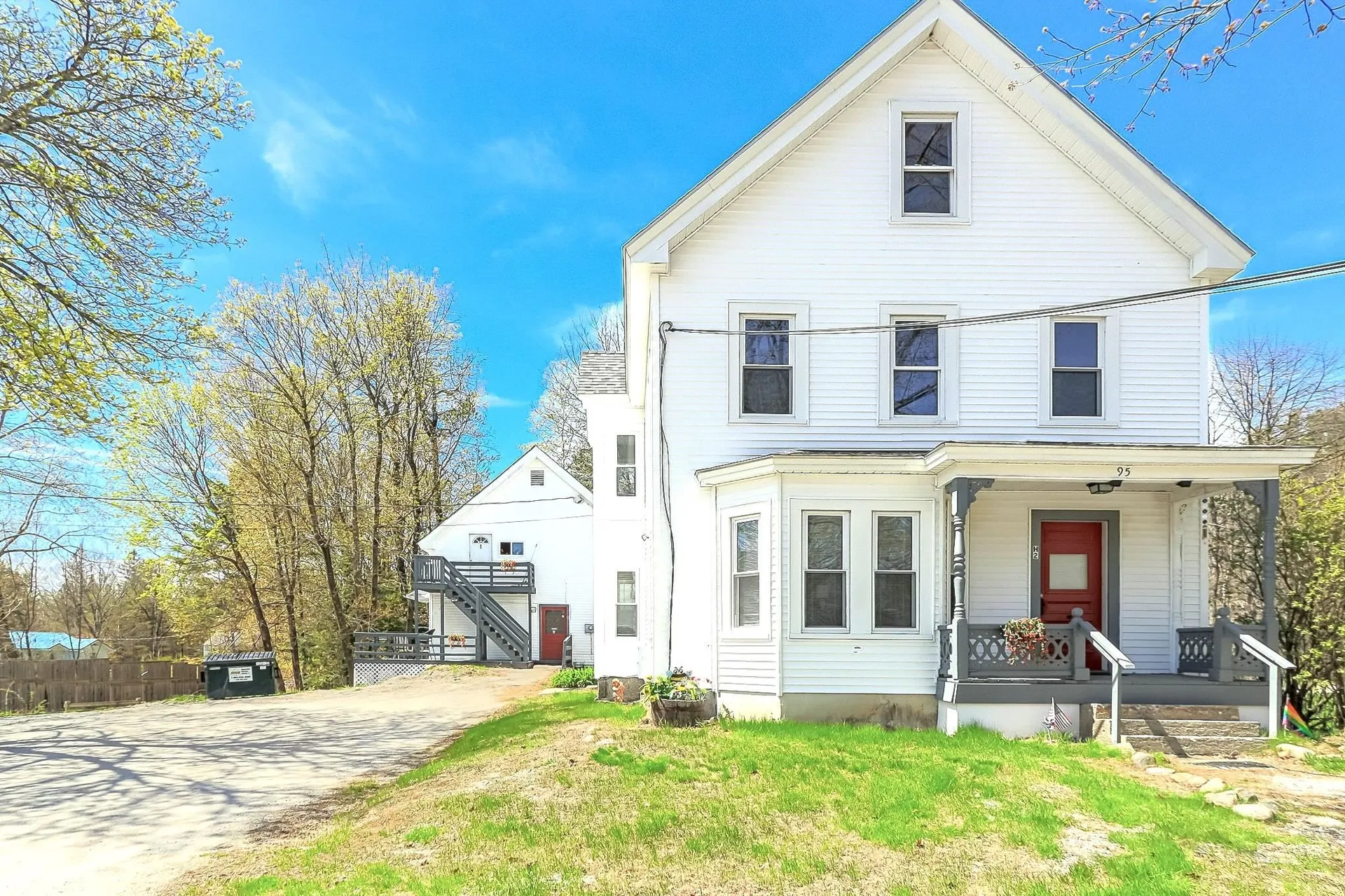 95 Hall Avenue Henniker NH 03242