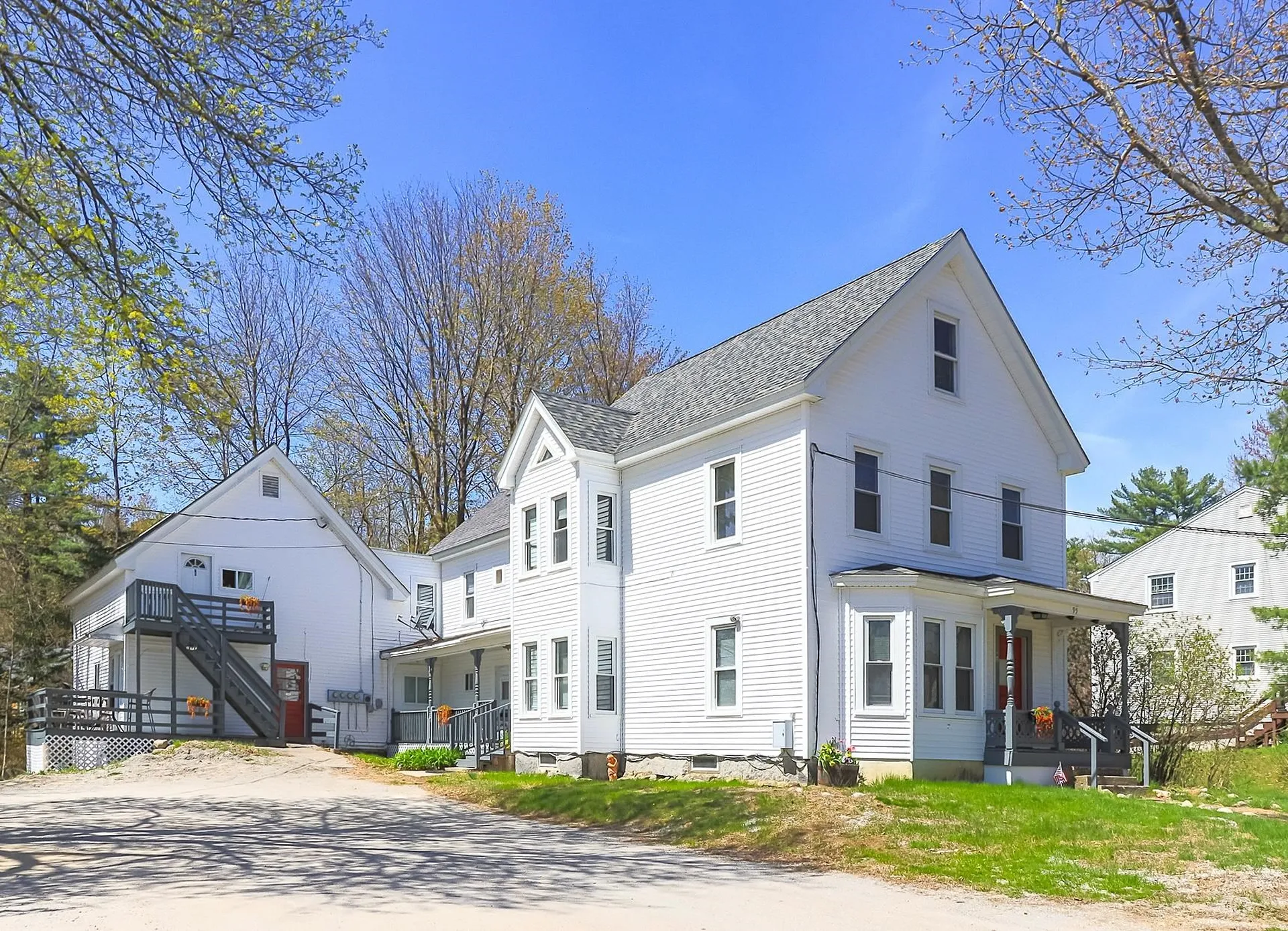 95 Hall Avenue Henniker NH 03242