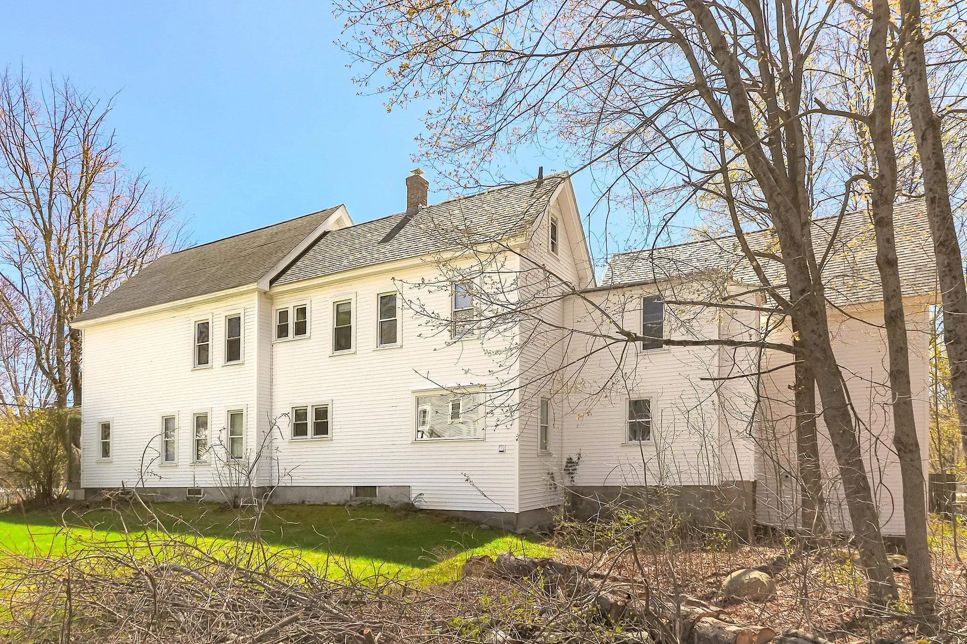 95 Hall Avenue Henniker NH 03242