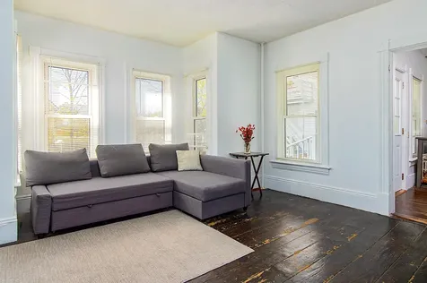 95 Hall Avenue Henniker NH 03242