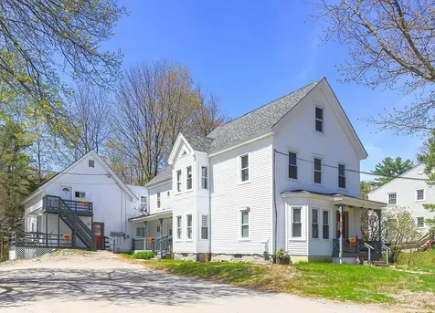 95 Hall Avenue Henniker NH 03242