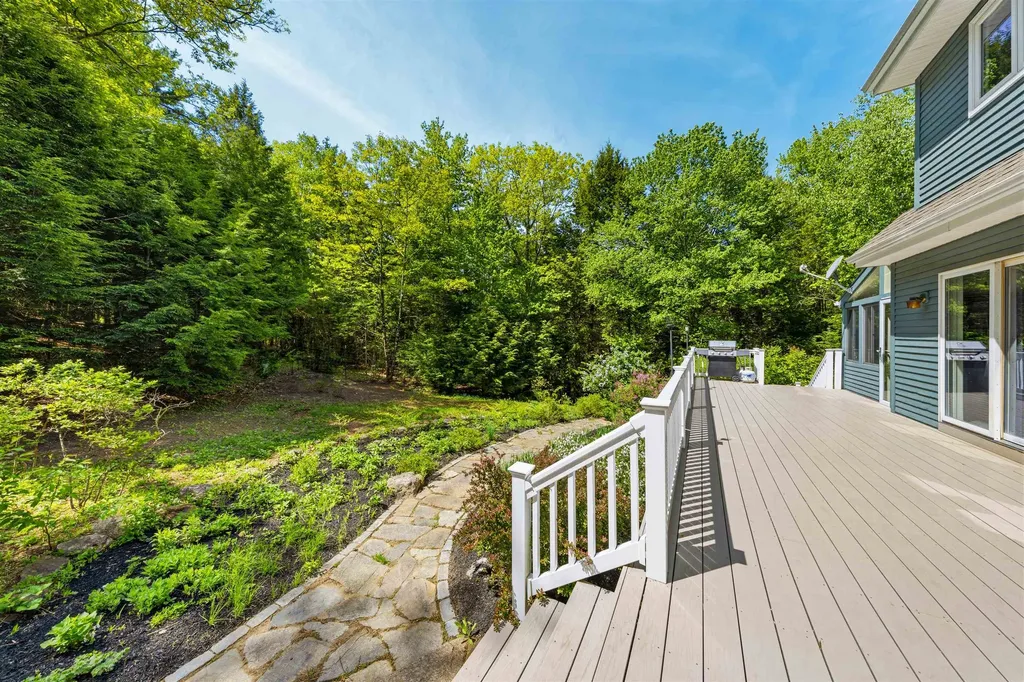 83 Sunridge Road Rindge NH 03461