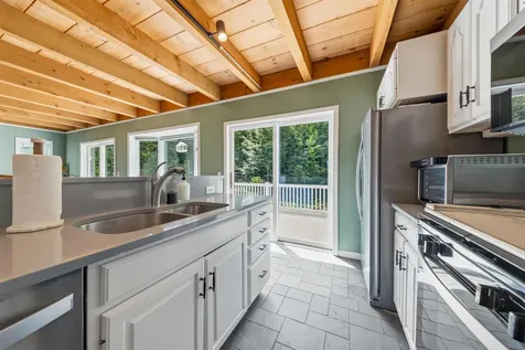 83 Sunridge Road Rindge NH 03461