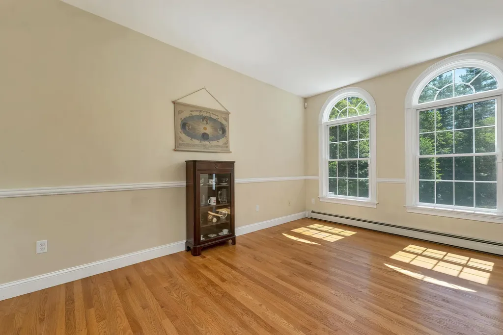 8 Stone Farm Road Barrington NH 03825-0000