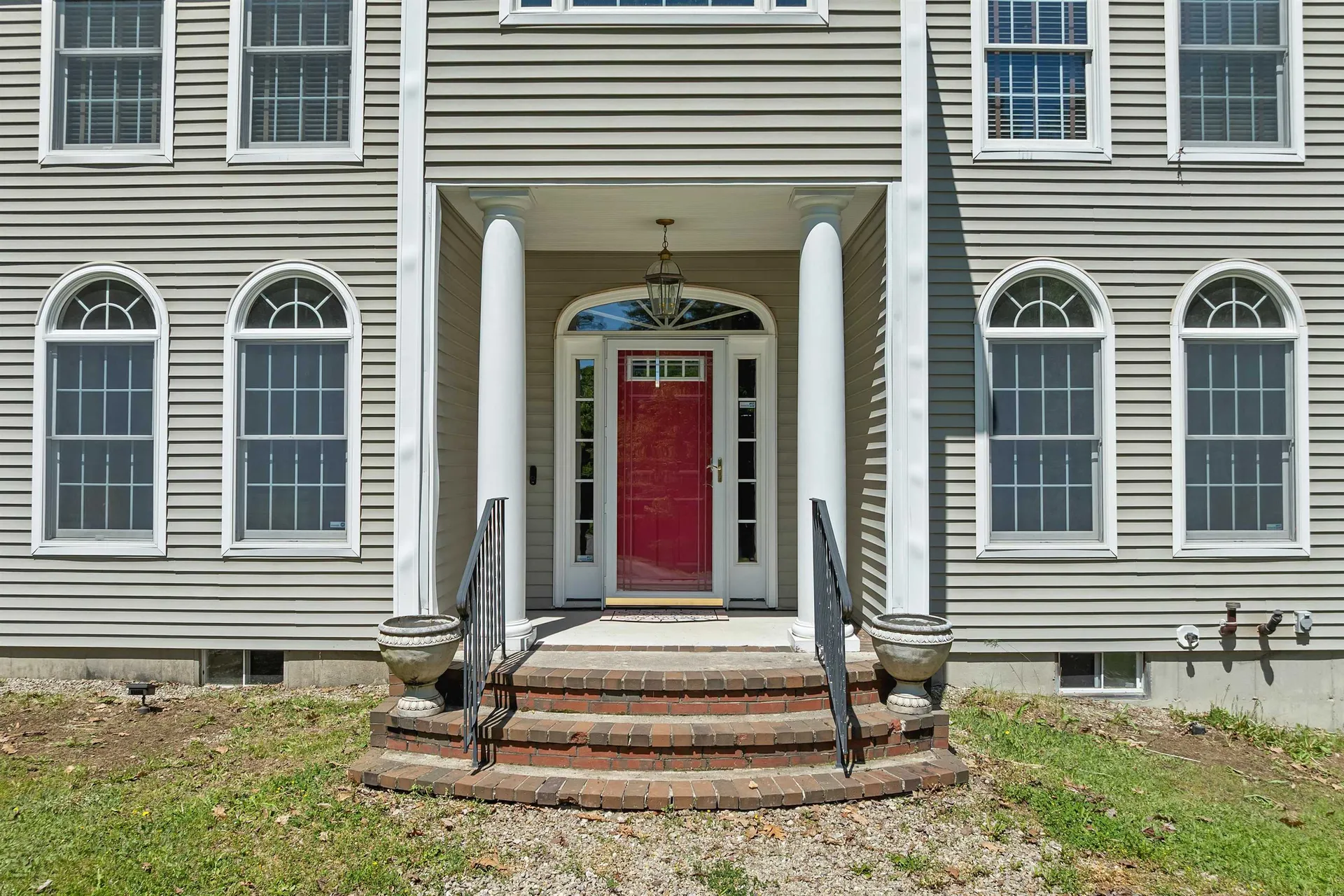 8 Stone Farm Road Barrington NH 03825-0000