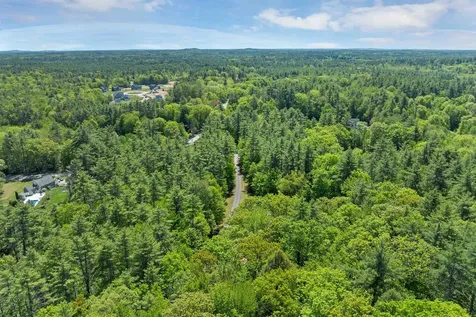8 Stone Farm Road Barrington NH 03825-0000
