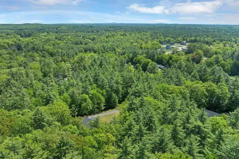 8 Stone Farm Road Barrington NH 03825-0000