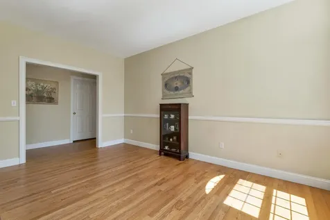 8 Stone Farm Road Barrington NH 03825-0000