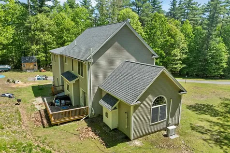 8 Stone Farm Road Barrington NH 03825-0000
