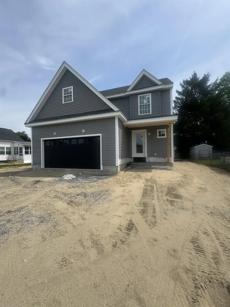 74 Linwoood Street Nashua NH 03060