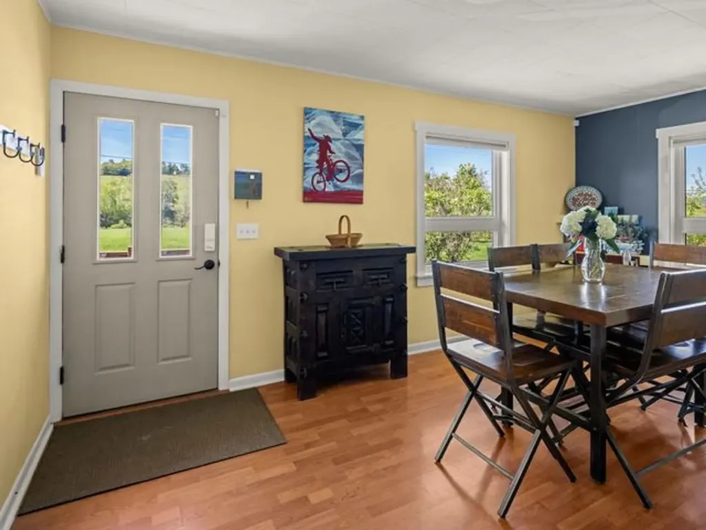 913 Kneeland Flats Road Waterbury VT 05676