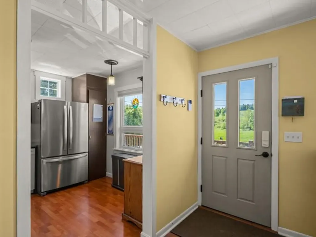 913 Kneeland Flats Road Waterbury VT 05676