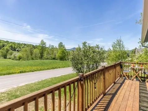 913 Kneeland Flats Road Waterbury VT 05676