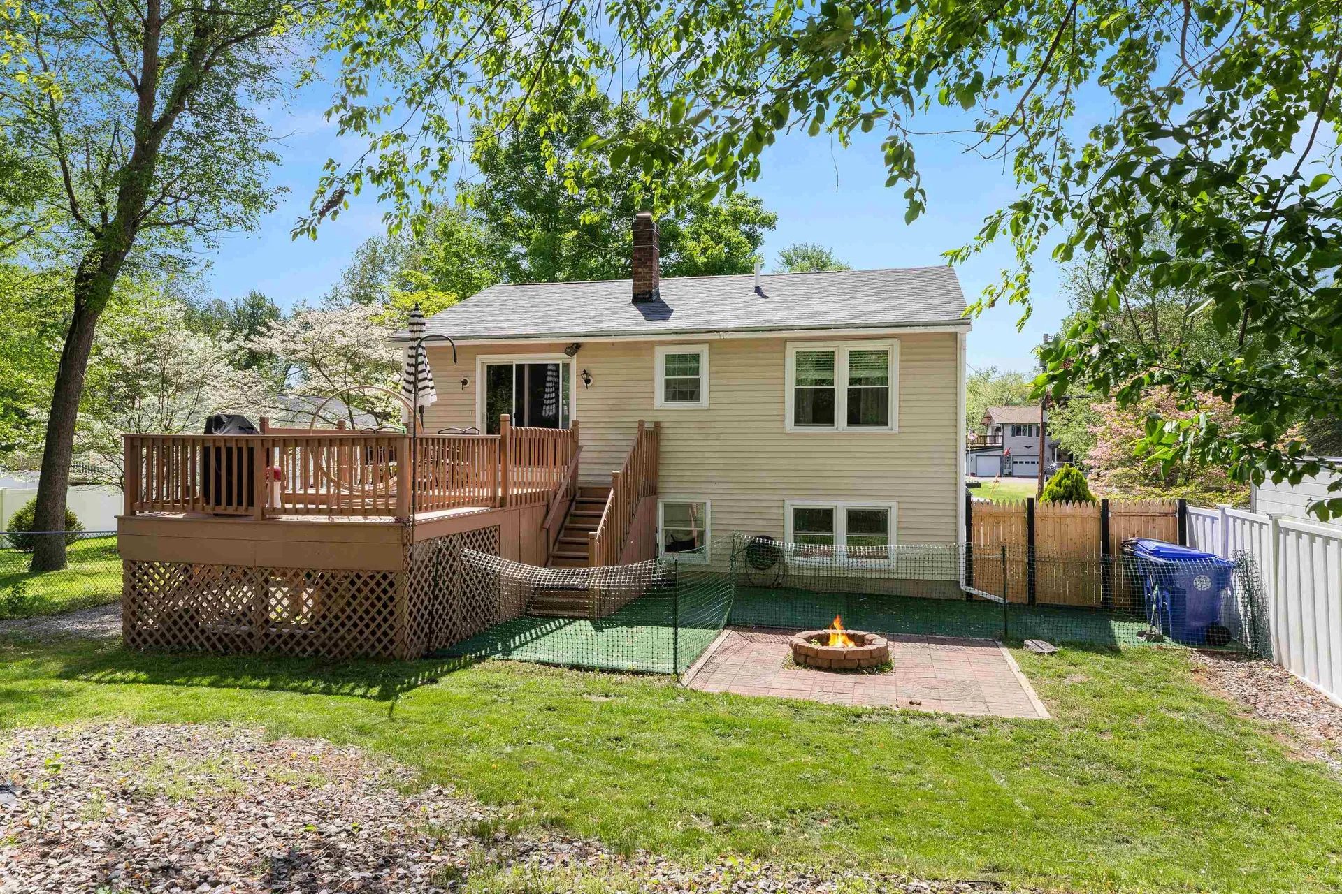 244 River Bank Road Manchester NH 03103