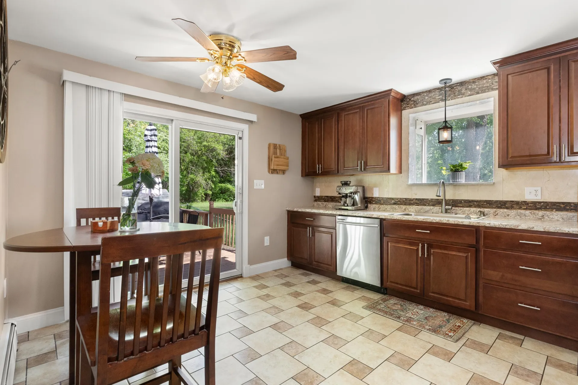 244 River Bank Road Manchester NH 03103