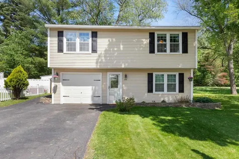 244 River Bank Road Manchester NH 03103
