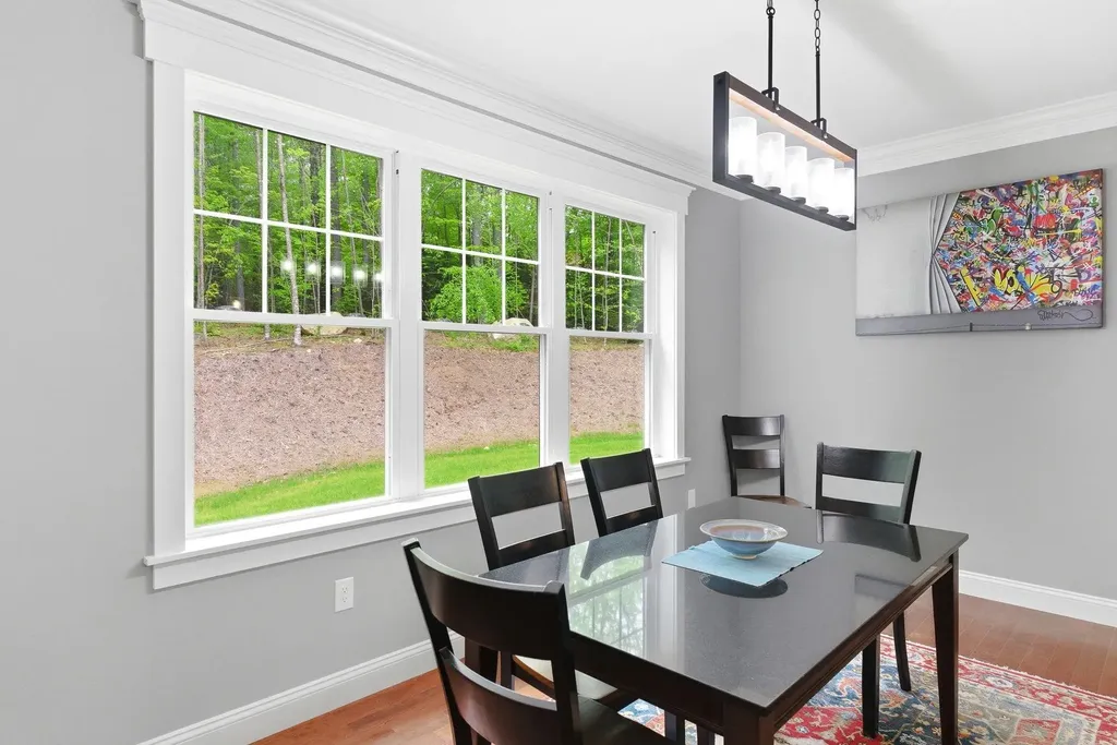 8 Arrowwood Road New Boston NH 03070