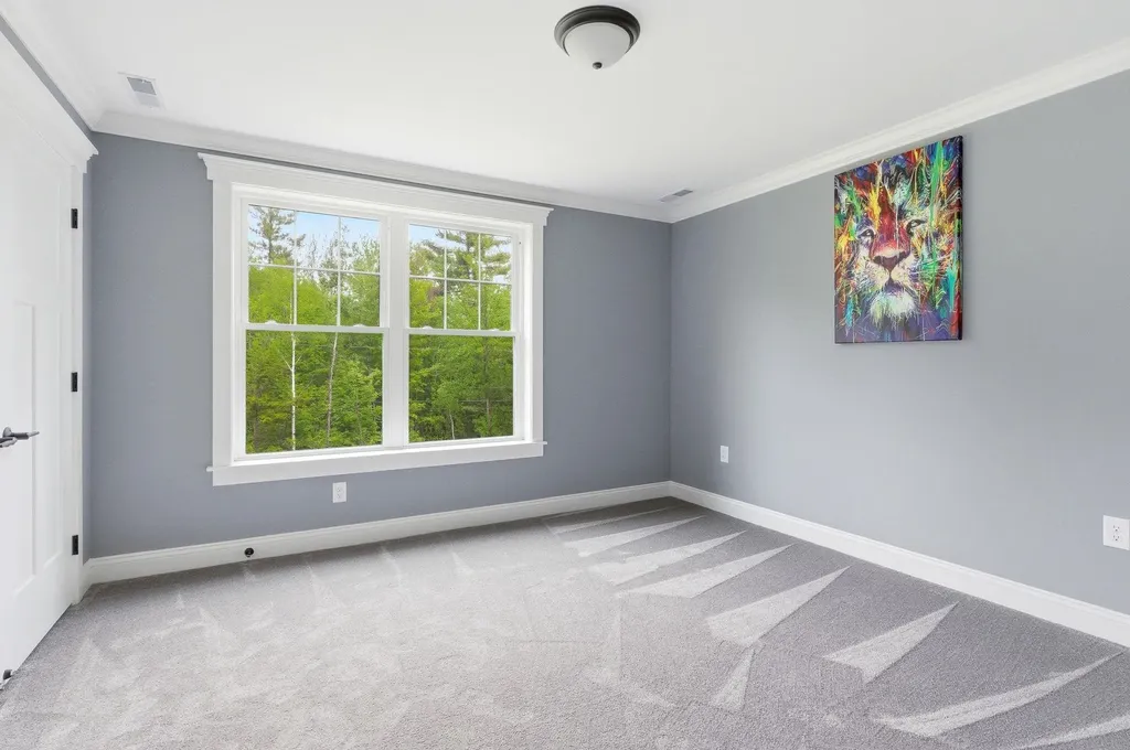 8 Arrowwood Road New Boston NH 03070