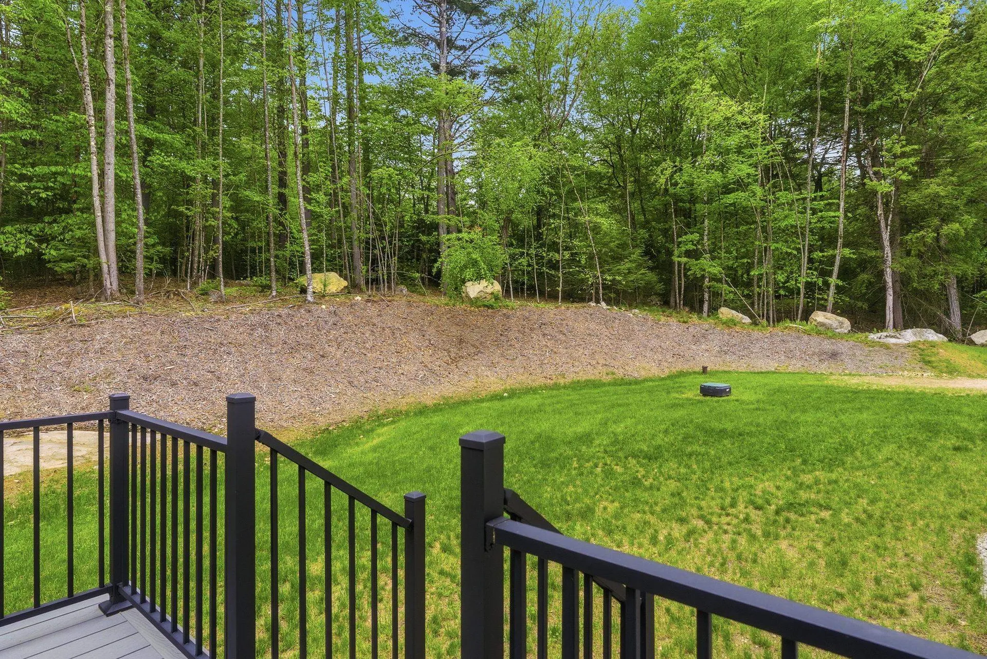 8 Arrowwood Road New Boston NH 03070