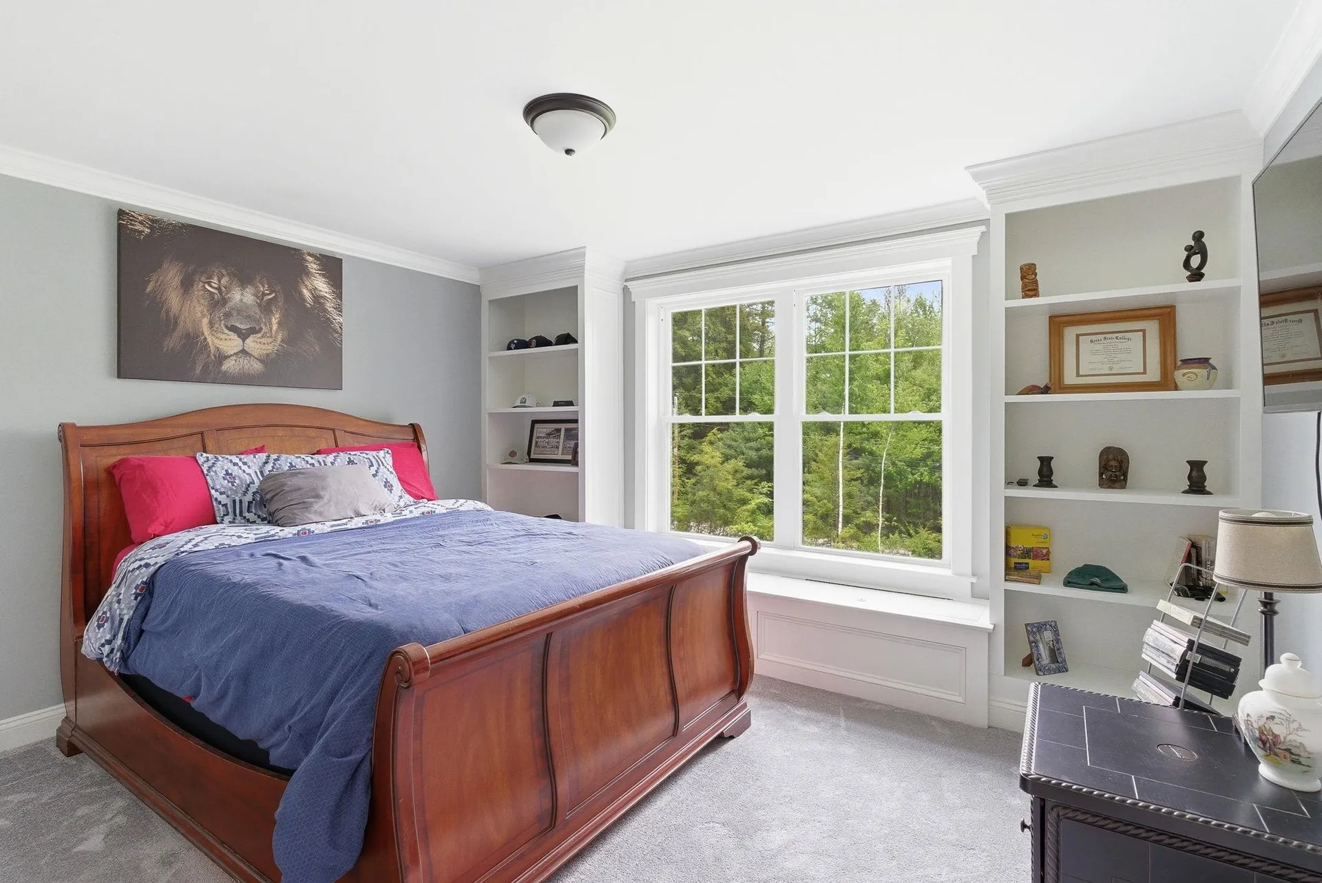 8 Arrowwood Road New Boston NH 03070
