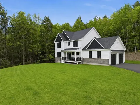 8 Arrowwood Road New Boston NH 03070