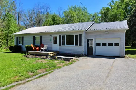 50 Wood Lane Alburgh VT 05440