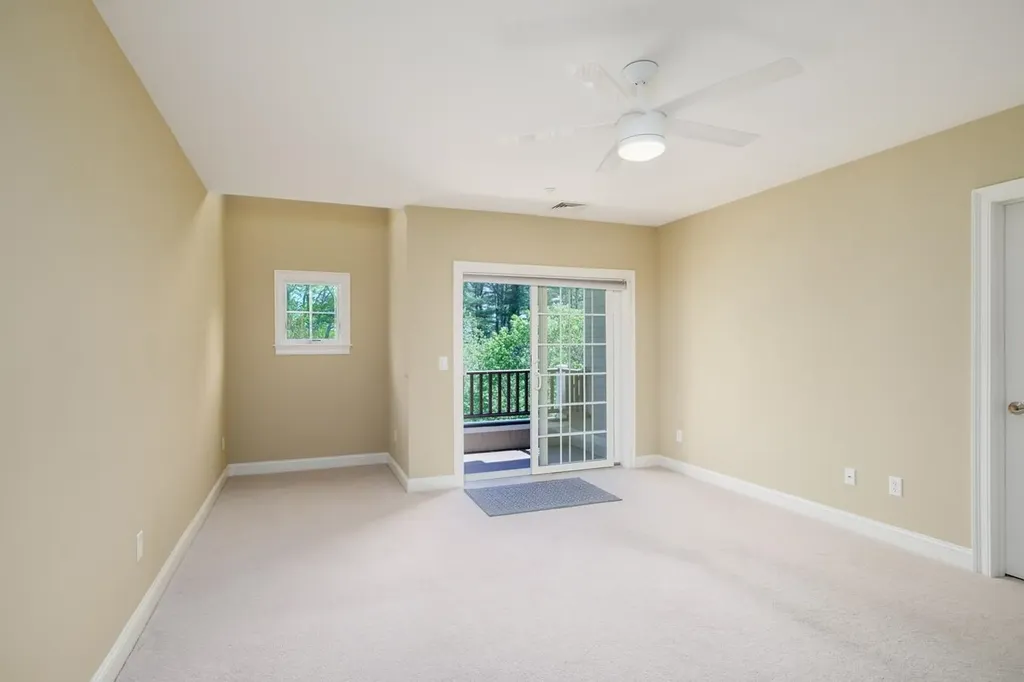 100 Shepards Cove Road Kittery ME 03904