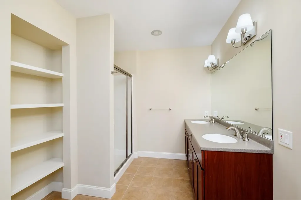 100 Shepards Cove Road Kittery ME 03904