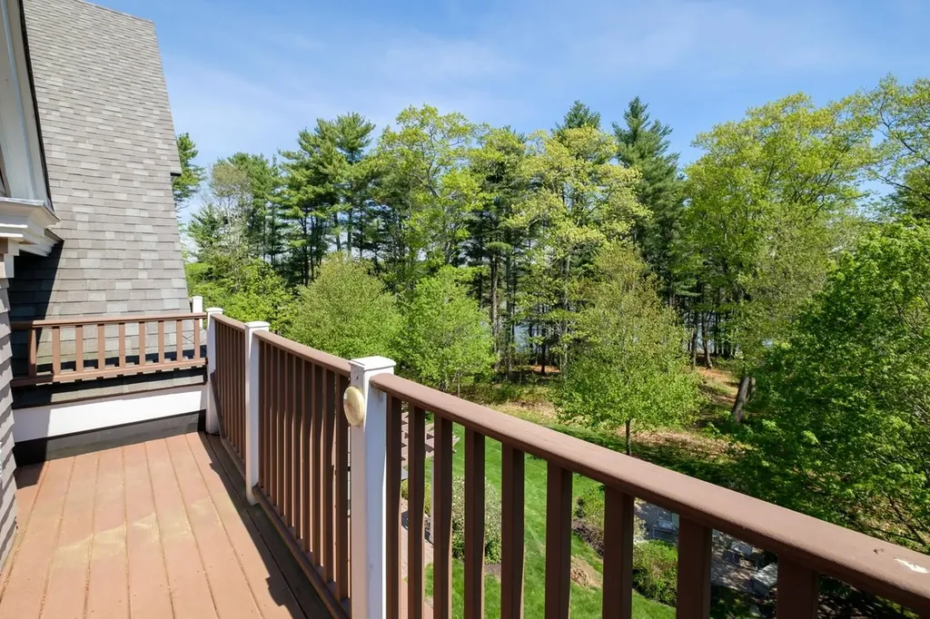 100 Shepards Cove Road Kittery ME 03904