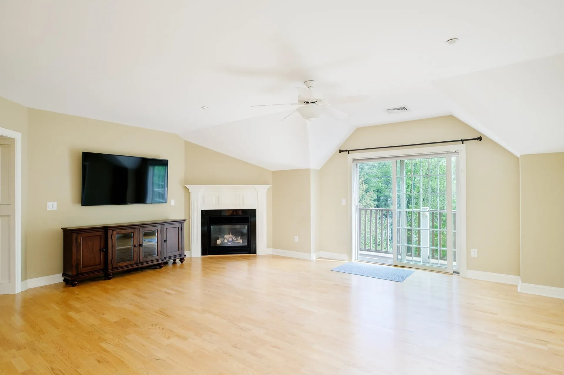 100 Shepards Cove Road Kittery ME 03904