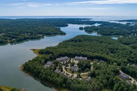 100 Shepards Cove Road Kittery ME 03904