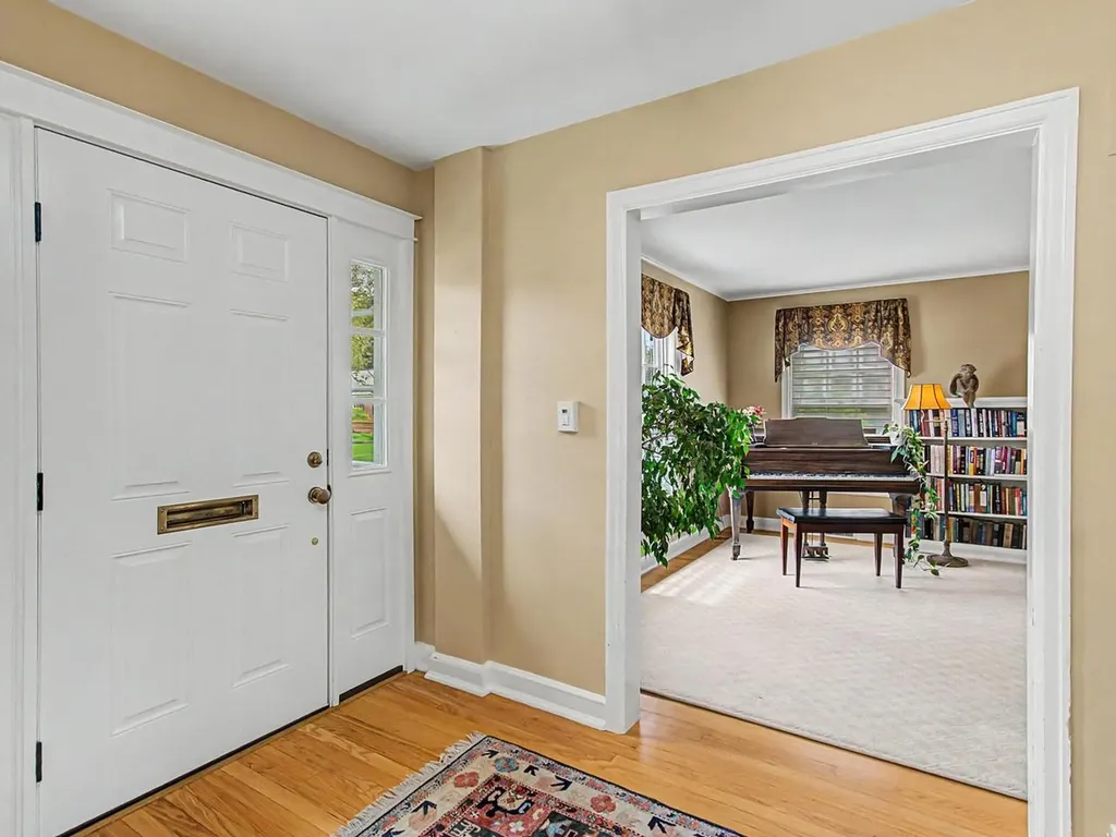 172 Deforest Road Burlington VT 05401