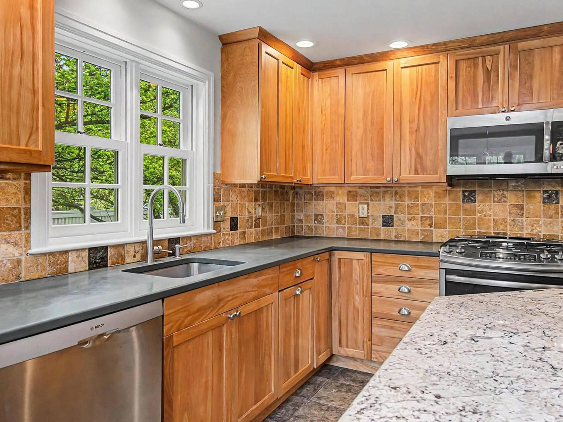 172 Deforest Road Burlington VT 05401