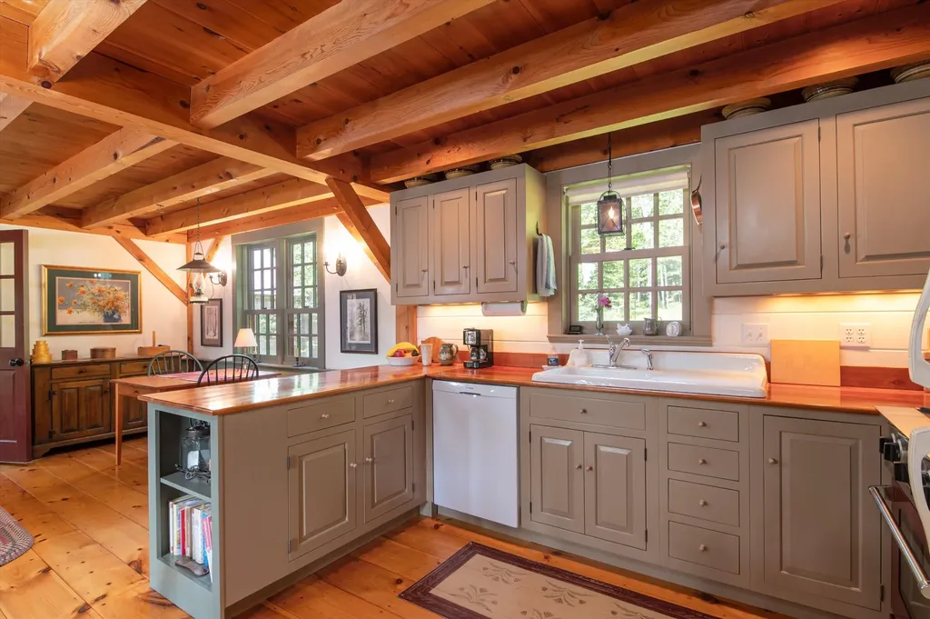 1176 East Dover Road Wardsboro VT 05355