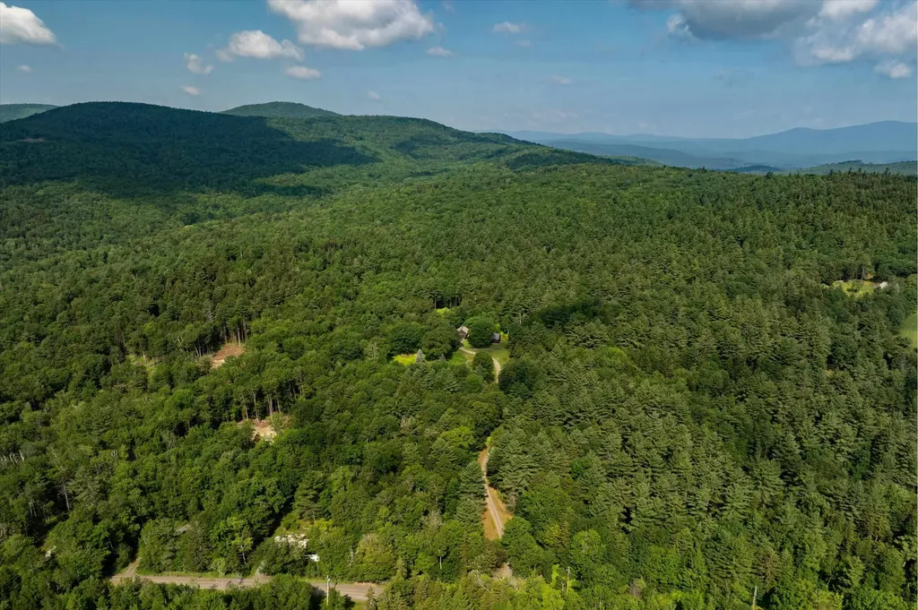 1176 East Dover Road Wardsboro VT 05355