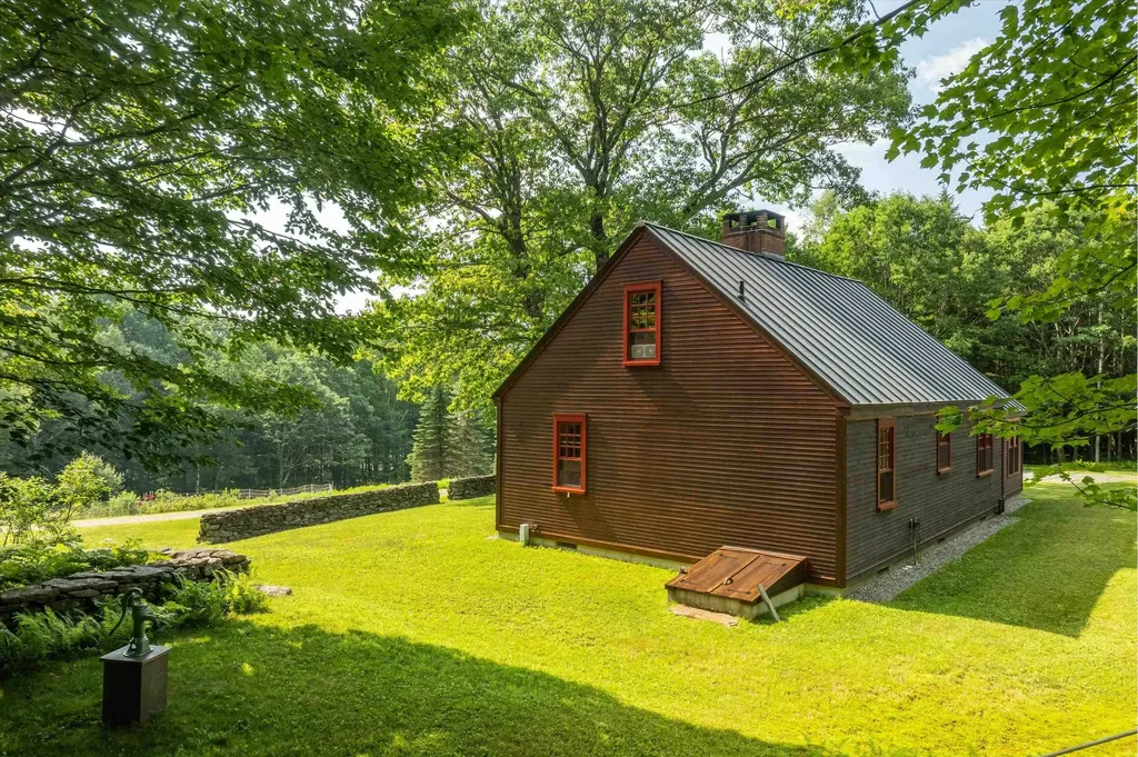1176 East Dover Road Wardsboro VT 05355